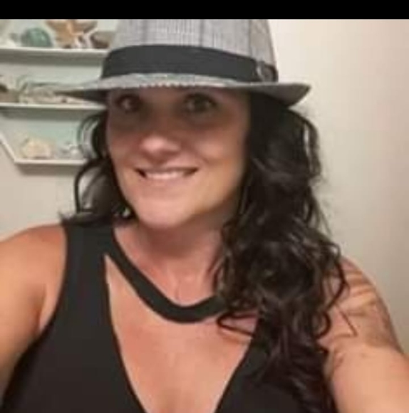 Meet your Posher, Jackie - Picture 1 of 1